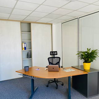 Bureau privé 22 m² 1 poste Location bureau Avenue de Lanessan Champagne-au-Mont-d'Or 69410 - photo 3